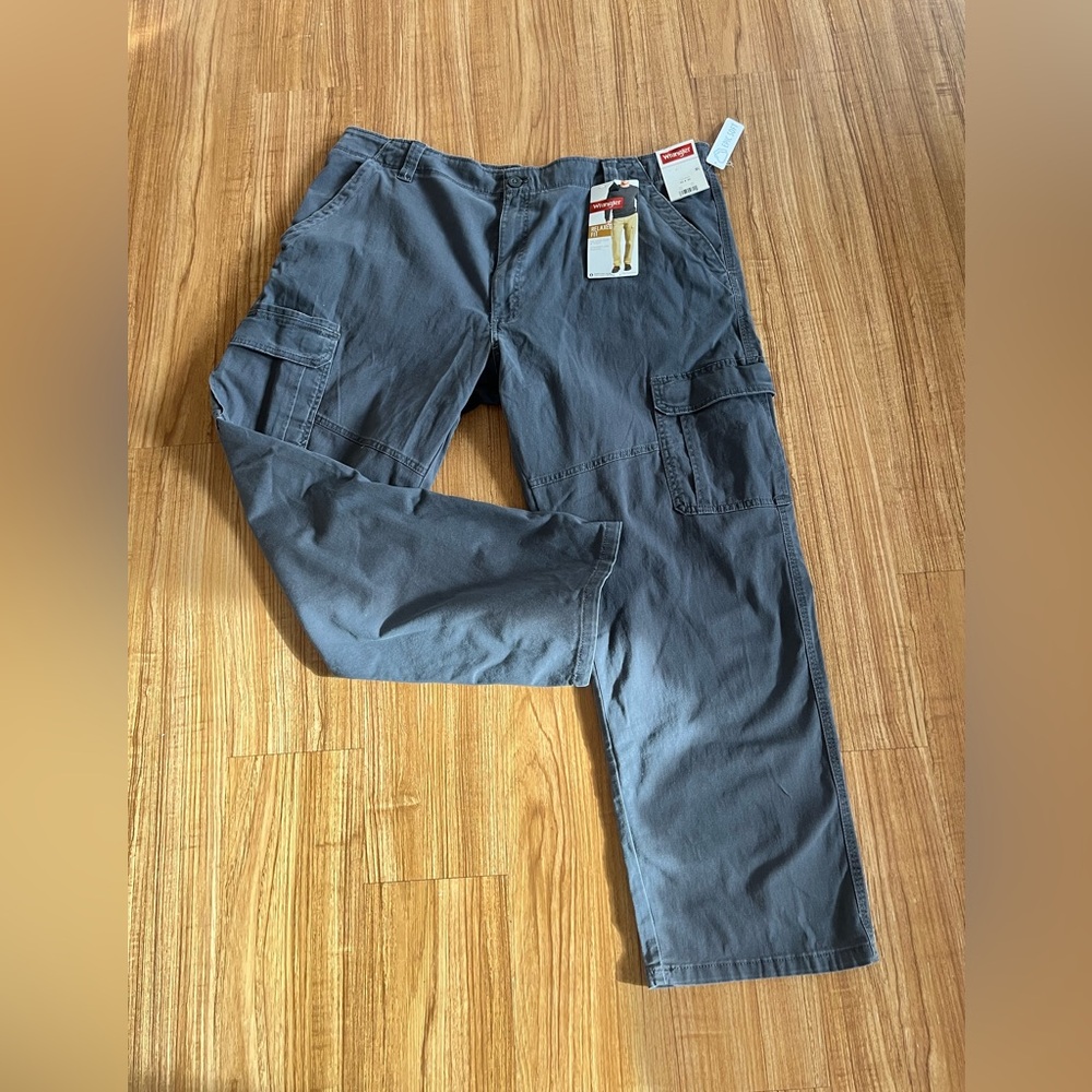 Brand new Wrangler cargo pants. Great deal!